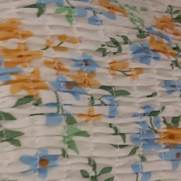 Flowered dress - Picture 3 of 3